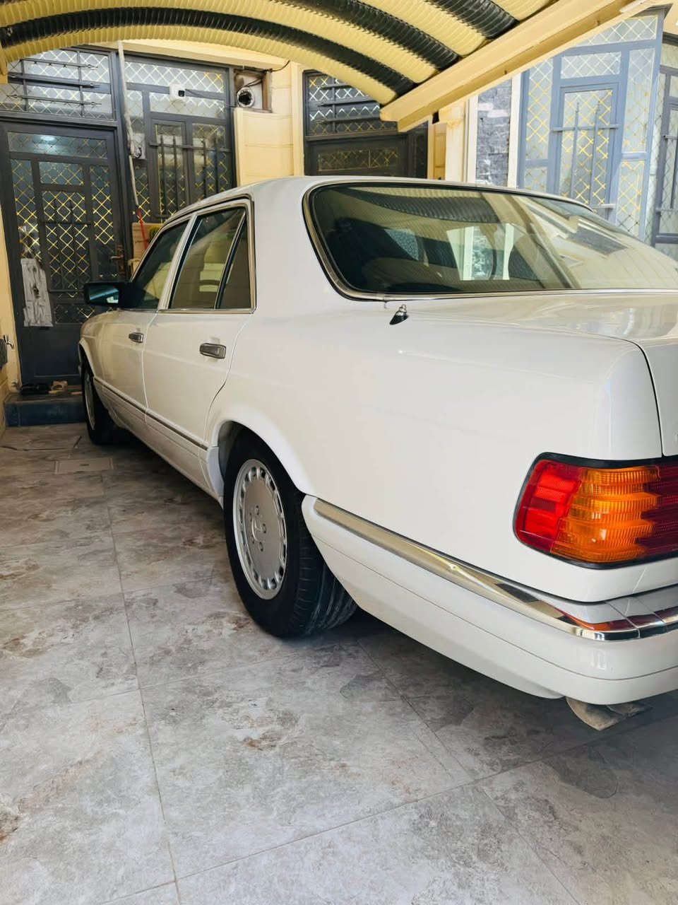 يالله للبيع فقط
مارسدس 300SE

اللهم اجعل لشاريها الخير ولناضريها البركة ومن لايقدر على شرائها رزق الله ليشتري افضل منها ❤️
دبل هورن اريل كهرباء تلفون شغال ماسحات لايت شغاله سلايت شغال تيبلام خلفي صدر امامي خلفي شرط
ادامه كامله من كلشي معمره تعمير كله شركة بدون شي تجاري دبل فيتم طوارء يشتغل واحد يطفه الثاني 
سيتم صوت +دمام تخم تاير باتري جديد 
لايت لد عالي ناصي منظومه تبريد كله جديد بطل راديتر فريز فان كمبريسر تبريد ثلج 
منظومه بانزين كله جديد +عنكبوت شركة ماملعوب بي 
السياره متعوب عليه 
سنويه تنتهي شهر 8/2026 بسمي  
موديل 1987 
السعر 108 وبيه مجال بسيط كلش 
العنوان سامراء اتصال ***********
