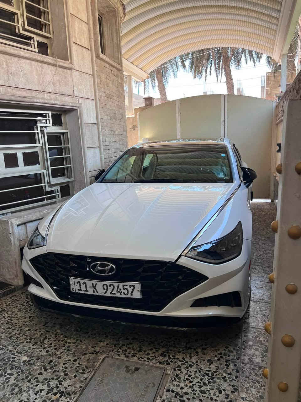 سلام عليكم
سوناتا 2023 بالكارتون فول مواصفات 1/1

ماشيه 22 الف ميل

محرك 2500 تنفس طبيعي

حادثه فقط مقدمة البنيد واتبدل نفس اللون السياره بدون ايرباك بدون شواصي مكفوله  السياره بدون قطرة صبغ حتى الدعاميه الاماميه ابلاديه مالته ايشي ممبدل بيه فقط البنيد والباقي كفاله من كلشي محرك كير مكفولات صدر امامي خلفي كله شركه تايرات مشلن جدد السياره باسمي تحويل ثاني يوم

مكاني بغداد الشراي يتصل ***********
