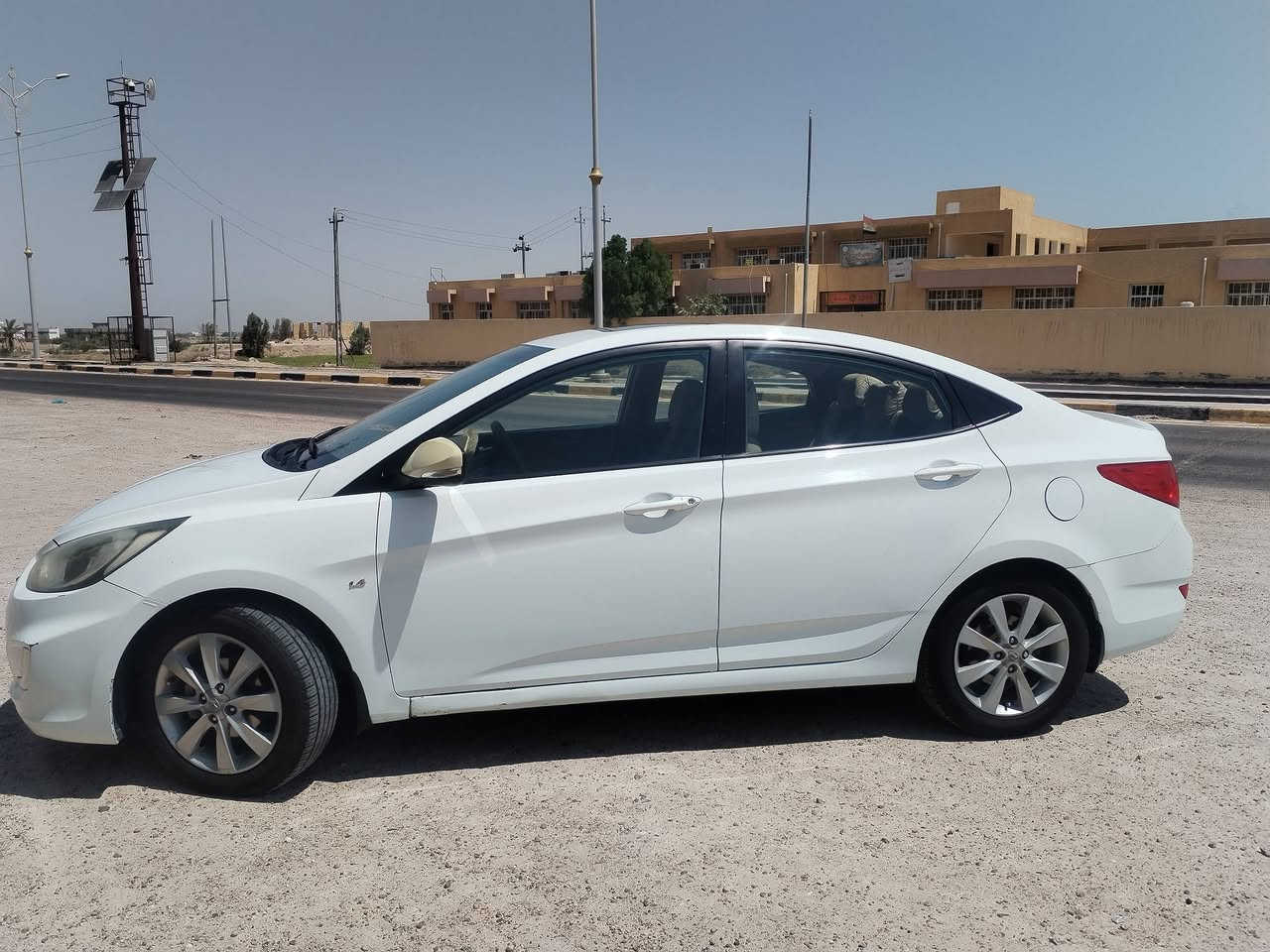 سلام عليكم
أكسنت موديل 2012 خليجي فول مواصفات عده بصمه محرك 1600 تخم تاير جديد تبريد شغال ثلج بيه قطعه اقل شبر صبغ السعر 95 وبيه مجال مكاني الفلوجه رقم ***********
