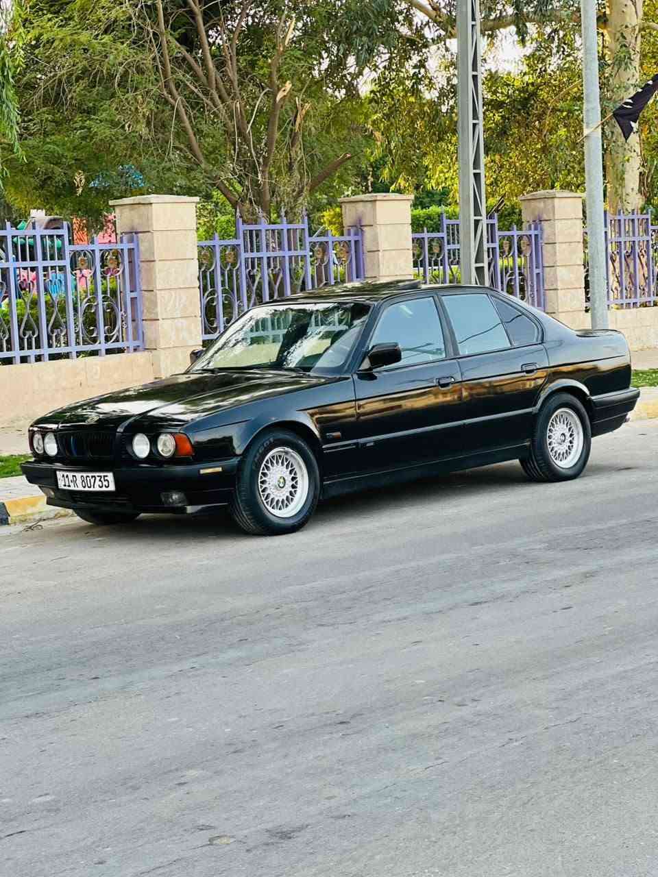 بي ام • ١٩٩٠ • واسط الحي