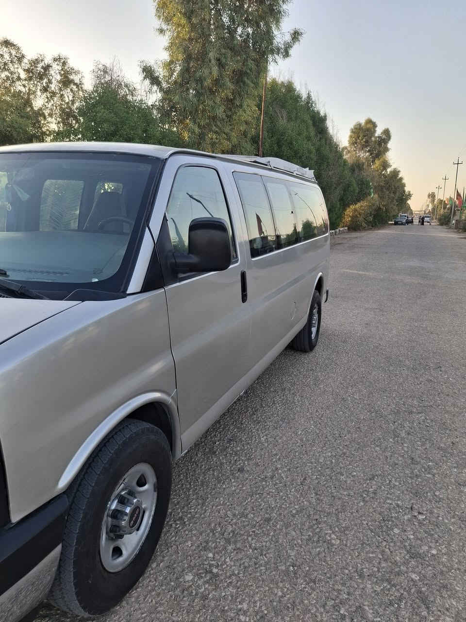 سفانه البيع  موديل ٢٠٠٦ جمسي اصل خليجي مكينه وكير وحداديه  وتبريد ثلج  سياره جاهزه من كلشي  مصبوغه حزام   مكينه ٦١٠٠ وكير الف  مكان سياره بابل القاسم سعره ١٠٥ وبيه مجال *********** تخم تاير برجستون
