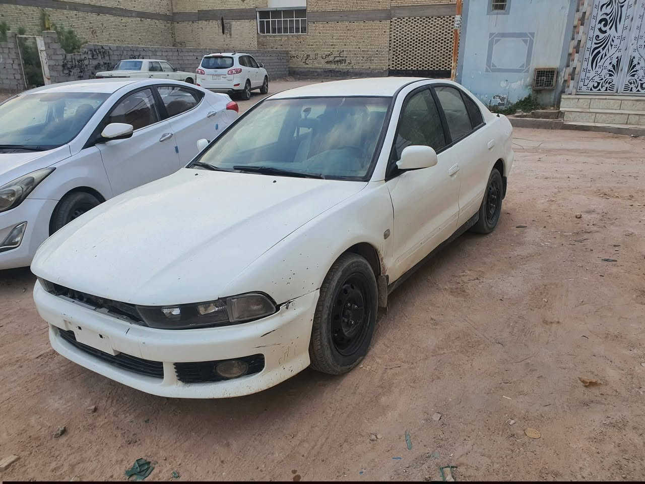 سلام عليكم مستبوشي كلند للبيع موديل ٤٠٠٤ مزاد تترقم بغداد بشهر ال٩ سياره كير عادي ماناقصه شي بس الصدر يرادله ترتيب شويه السعر ٢٥ ورقه
*********** وتس اب فقط
