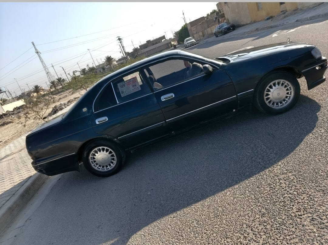 سلام عليكم بطه موديل ٩٧ للبيع مكفوله من الكص ول نقل ول ضربه رقم نكليزي كير ومحرك بل كارتون شرط حداده جديدة تخم تاير جديد سيارة جاهزه فنر بلاد تحويل ثاني يوم بسمي السعر ٣٨ ورقه وبيه مجال مكان السيارة بصره ***********
