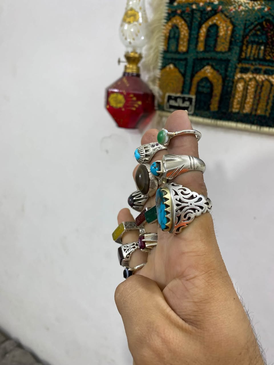 يا قطعه تعجبك راسلني كل قطعه وسعرها***********
