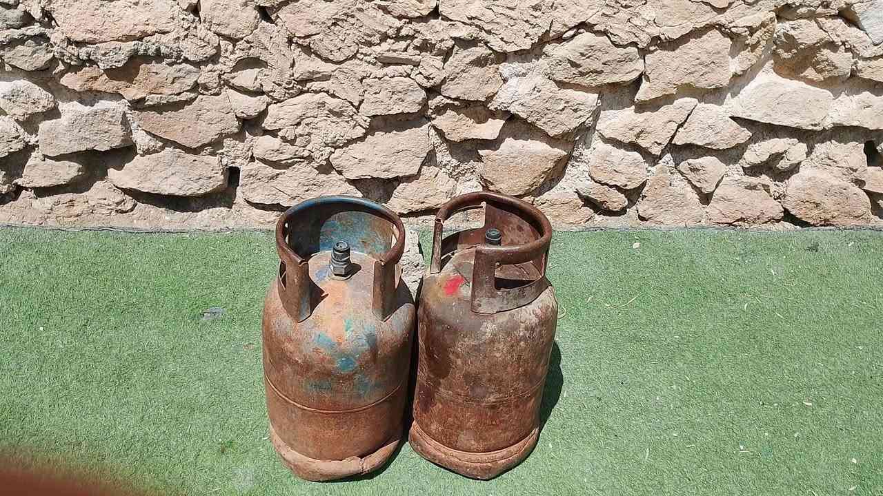 لل بيع رقم الهاتف تواصل وتساب ***********

