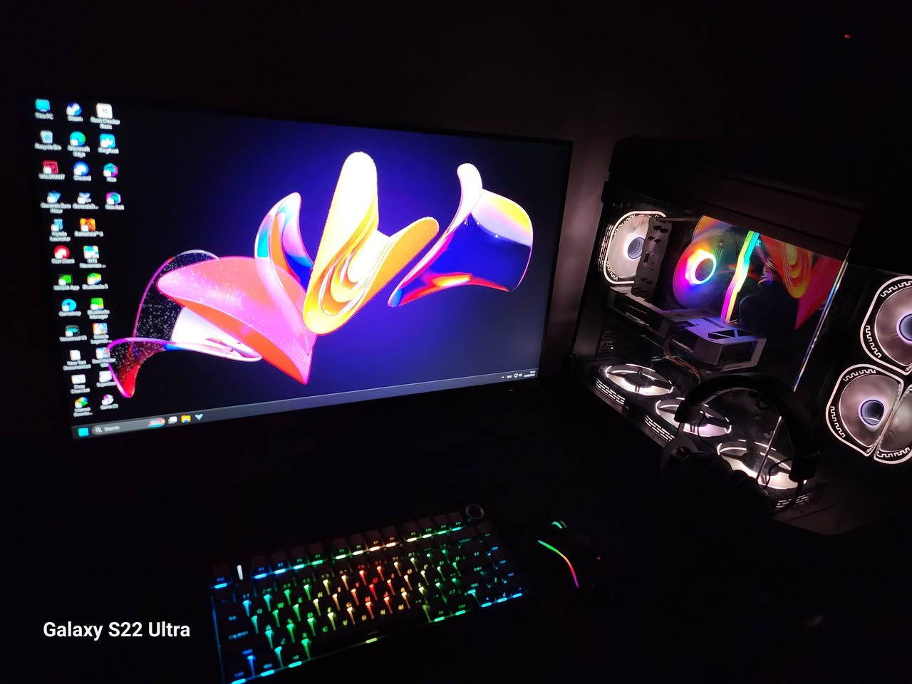 السلام عليكم اخوان
عندي هاي PC للبيع المواصفات
406Oti
Cor i5 13000
Ram 16 2x8
Hard 1T
Upsدبل بطاريه جديد
asusمذربورد
aoc 185hr شاشه 
كيس زجاجي مال العاب 
التواصل والاستفسار على الرقم حصراً
  (***********)

