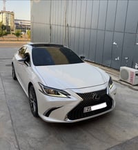 لكزس ES350 • ٢٠١٩ • ٥٥٠٠٠ كم