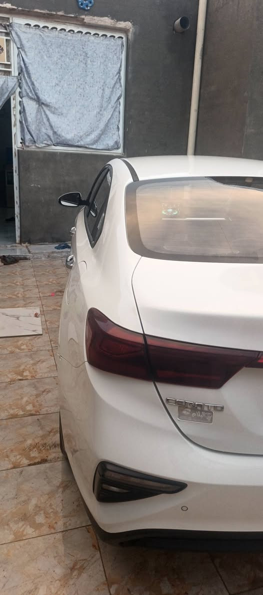 سيراتو موديل 2021 كفاله عامة
مكينه 1600 
ماشيه 97
السعر 150 بيها مجال
المكان الديوانية
الاتصال على الرقم
***********
