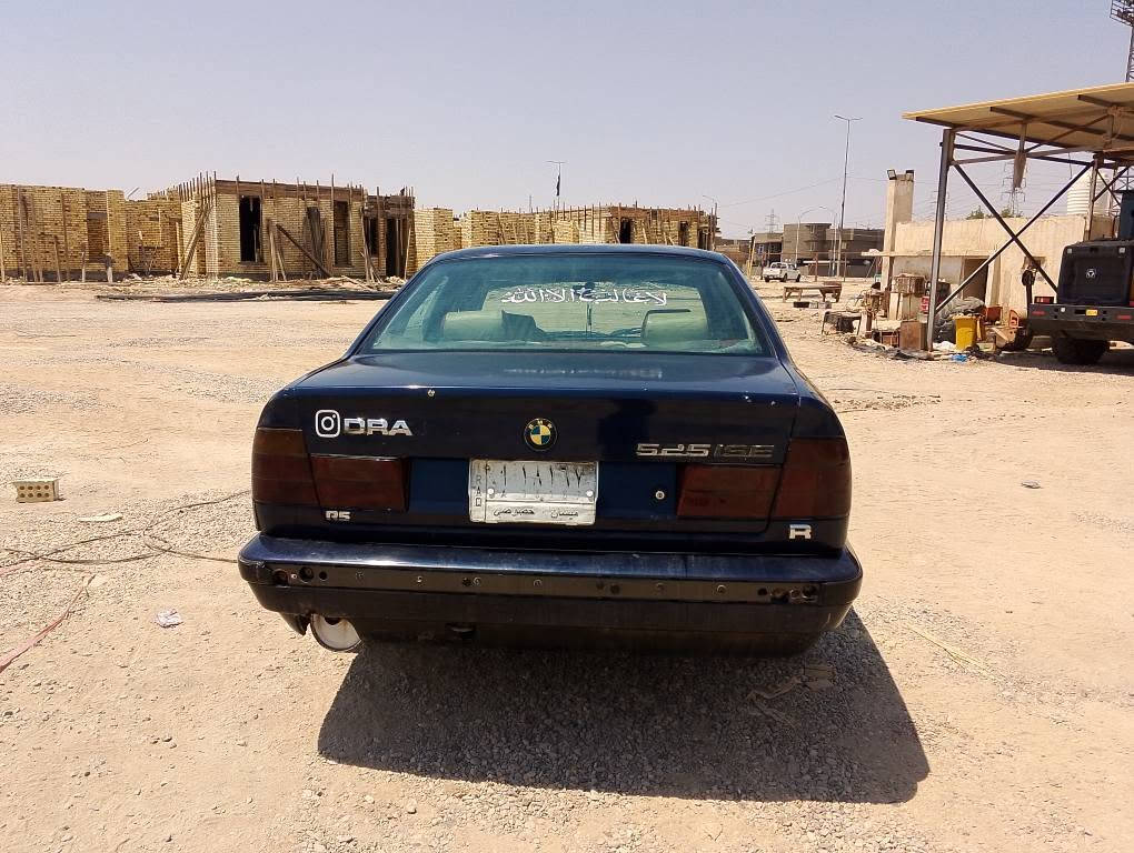 سلام عليكم BMW مديل 92 حجم 525 محور مكينه وكير وعقل في فيتي مال راس ثور تخم تاير حداديه جديده بيع او مروس ***********سماوه بي وساب السماوا, المثنى
