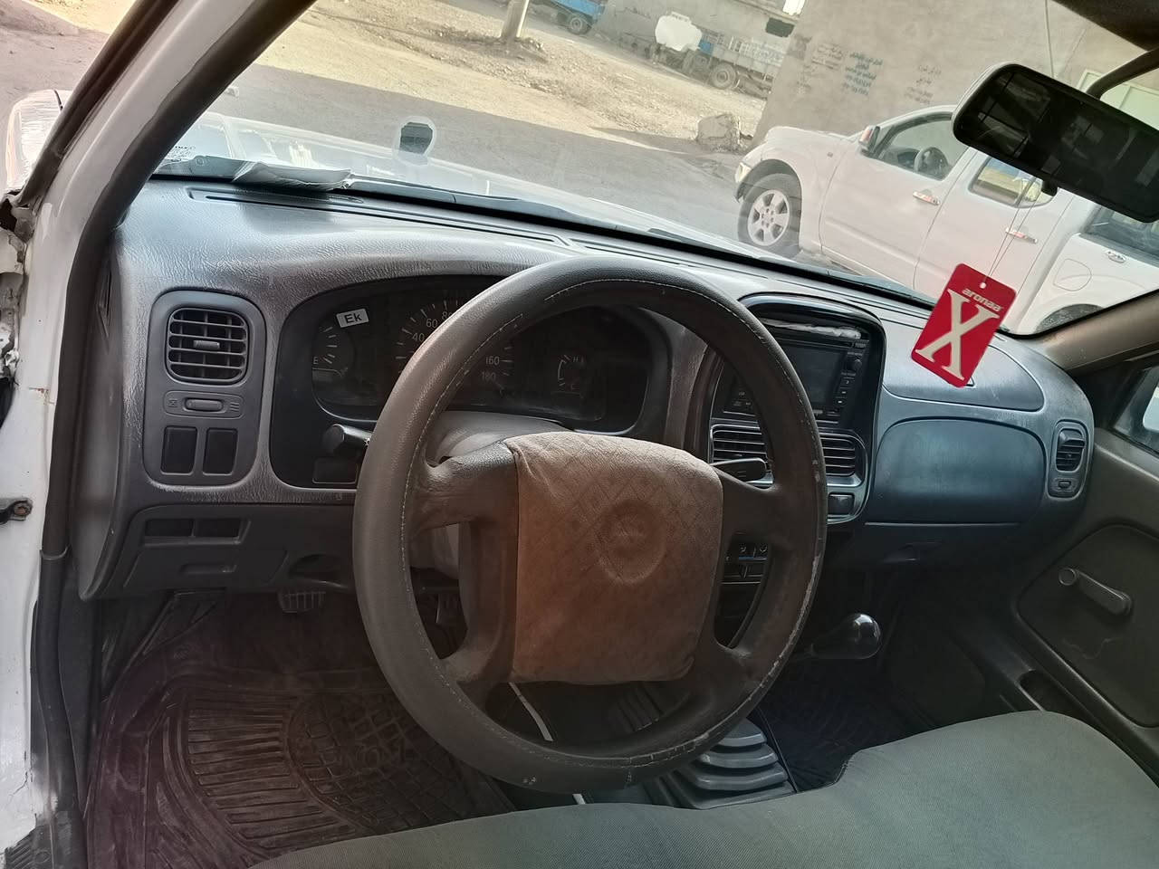 نیسان 2001 تاك بۆ فرۆشتن ...پاوەر 😇
ئاڕمی پلاستیک سلێیمانی ..بەشەرتی ئەوەلیات و غەرامە 
 بەشەرتی گێڕ و مەکینەو ئەکسل و تەقەو ڕەقە ...بیبە بۆ بار 
  چەمچەو ناوی زۆر جوان ..تایەی تازەیە ....ماڵی کاسپییە ...
 2 پارچەی بۆیاخە ....پەڵەو پینەی تری هەیە ....نرخی 64 گەڵا  
 *********** __ ***********  ئەدمین 😍
