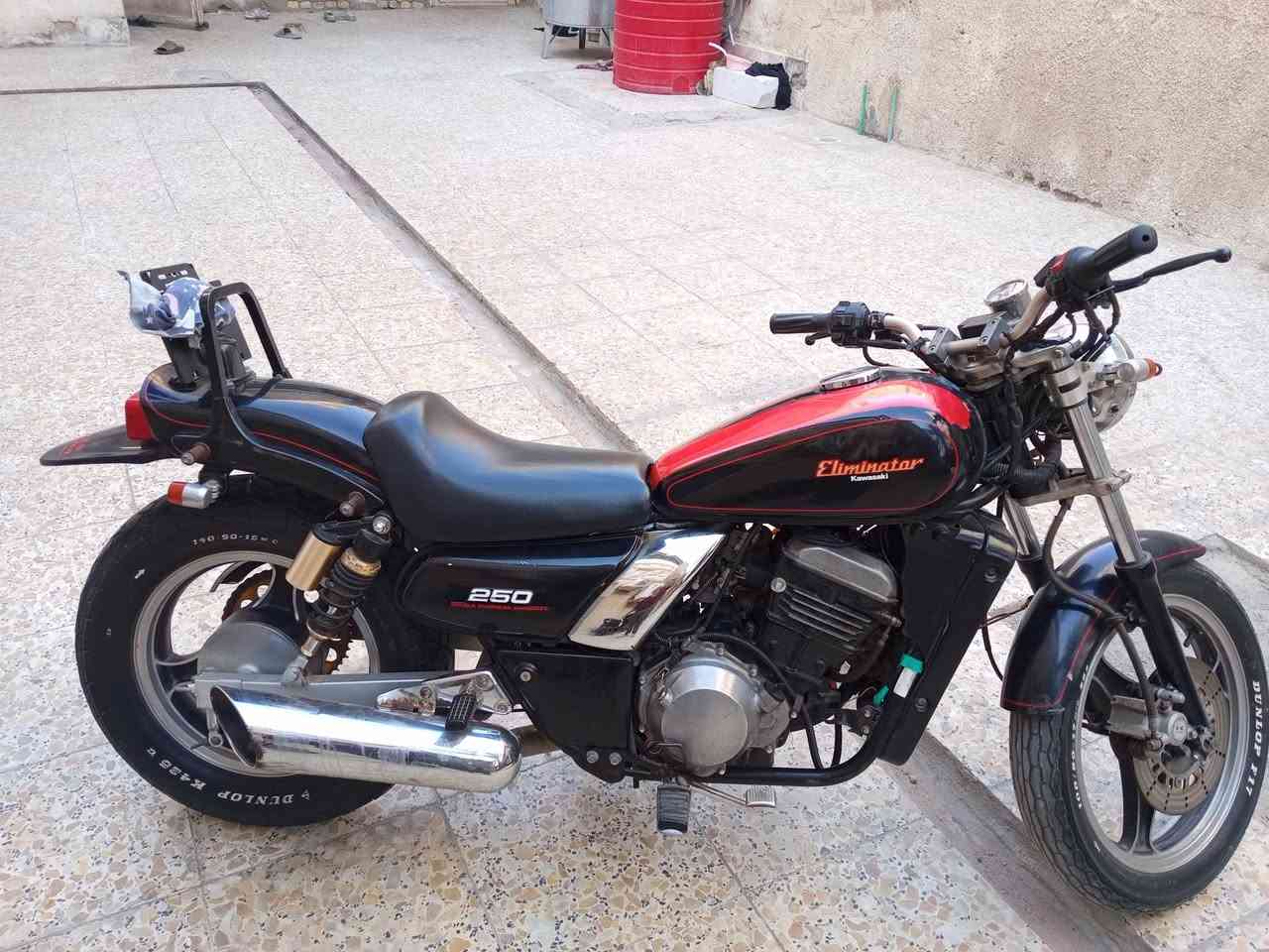 كاواساكي • ٢٥٠ • طويسه