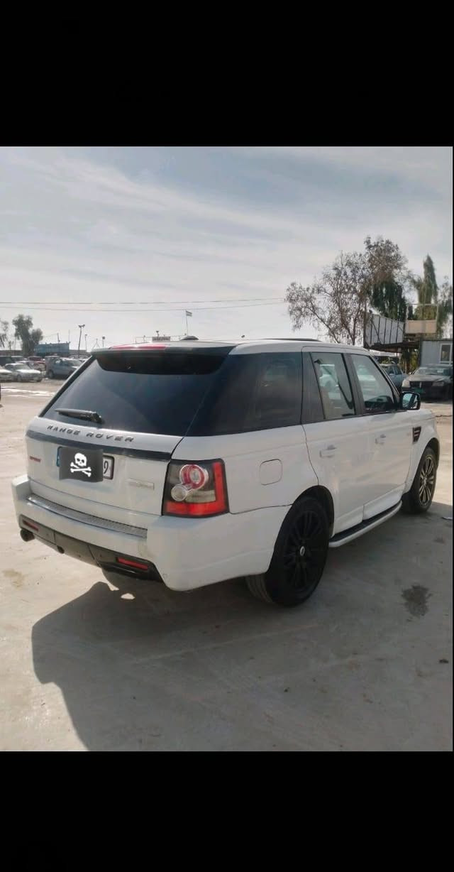 Ranj rover model 2008 krawa ba 2013 sayaraka Zor paka dwbaya sayaraka gerw makenaey legzza hasht Pstna nawe kaml krawa ba sur gorenawash dakam ba shtek ba dlm be*********** أربيل, العراق

