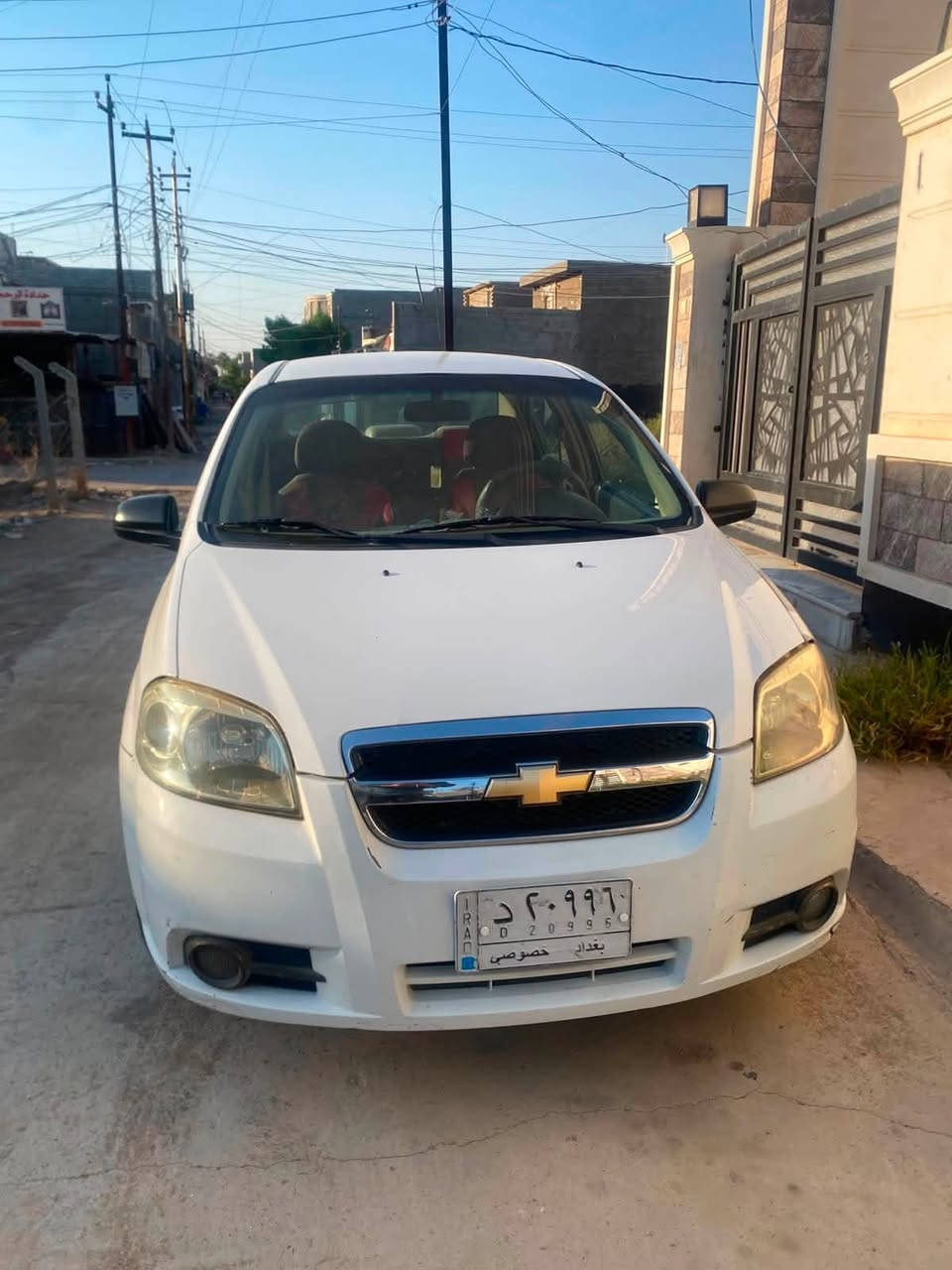 اوبترا
محرك 1400

ماشيه 185

السياره مثل ماموضح بالصور 

كير وميكنه مكفول 

السعر 75 وبيها مجال بسيط 

مكاني بغداد

***********

***********
