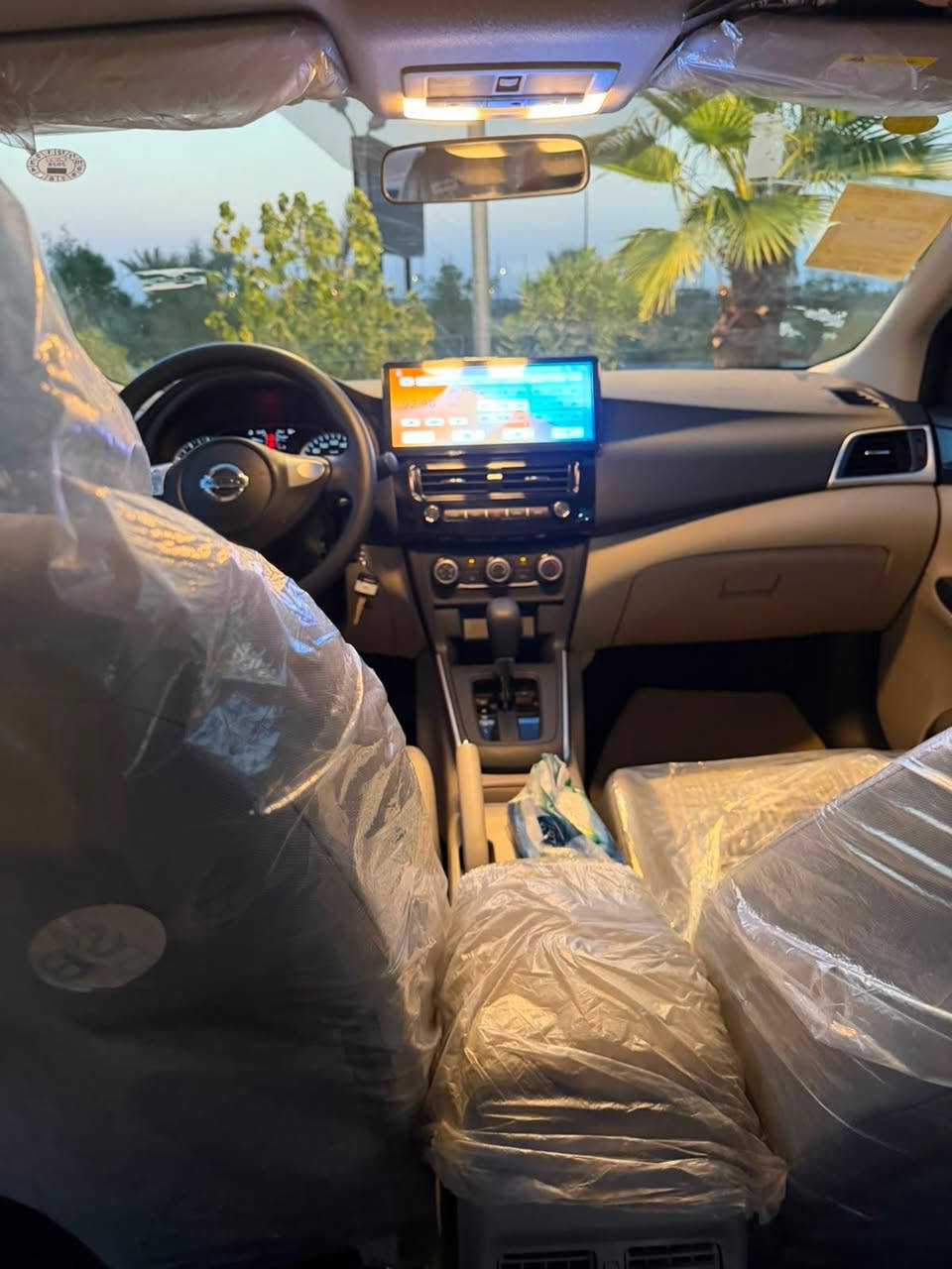 السلام عليكم سنتره (25)للبيع فول مؤاصفات شاشه لكزز دواخل بيجي فتحه  مكفوله كفاله عامه ماشيه (7000) العنوان البصره  اتصال فقط (***********)

