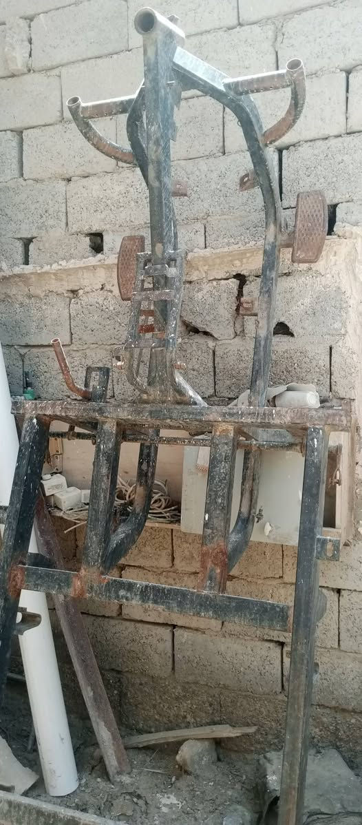 شاصي غراضه كامله وبدي للبيع رقم وسنويه ***********
