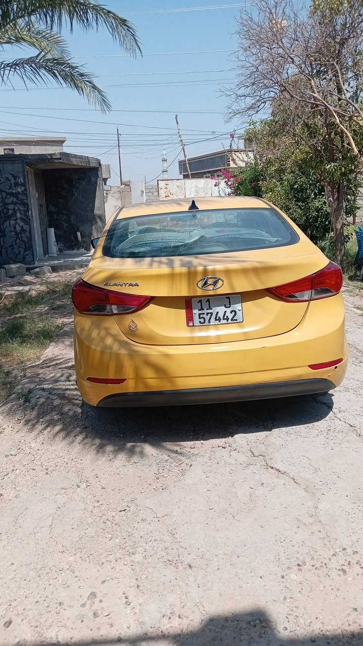النترا 2015 للبيع ماكينه 1800 دوش بيها منظومه غاز السياره جاهزه على اخر درجه بها
