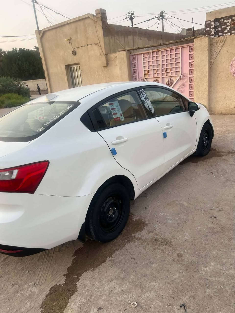 كيه ريو  12
مكفوله تجيه وكص وكلبه 
بيه رشات صبغ 
مكينه وكير كارتون 1600
حداديه وتخم تاير 
وكهربائيات كله شغال 
تبريد ثلج 
سنويه ال 30 رقم انكليزي 
السعر 62 وبيه مجال بصيط 
الرقم ***********
