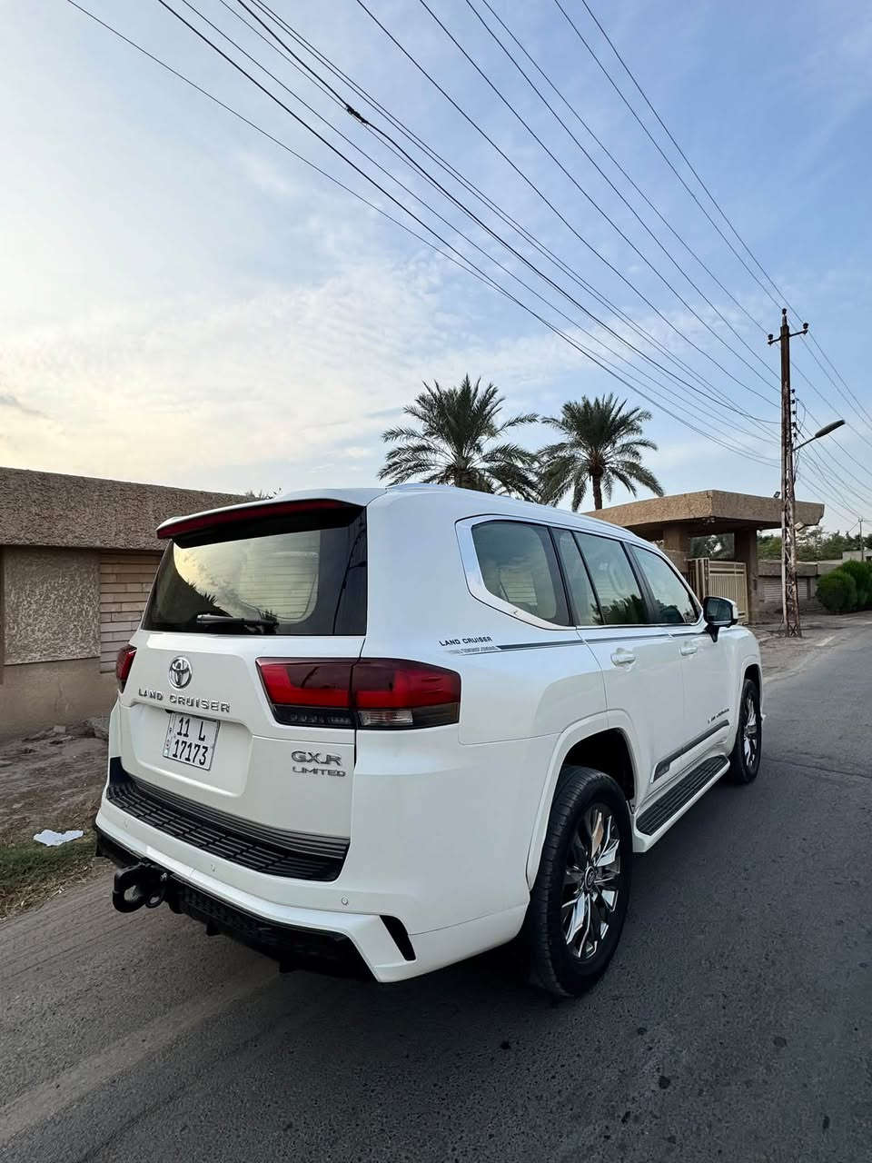 لاندكروز GXR بريم • ٢٠٢٣ • رقم بغداد