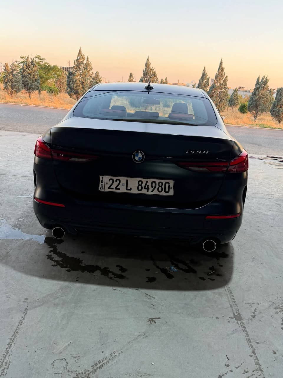 للبيع: بي أيم دبليو 228i موديل 2022
 الموديل واللون: BMW 228i موديل 2022، لون أسود.
 الحماية والتظليل: مغلفة بالكامل بـ PPF مات (مطفي) ضمان 10 سنوات من أحد أشهر المراكز في أربيل. معها كتاب تظليل رسمي متبقي فيه 10 أشهر (نسبة 80%).
 الضرر والصبغ: كلين عنوان (Clean Title) بدون أيرباك وبدون دواخل نهائياً. فيها كلير أمريكا بسبب شخط الصوره مال اماكن الكلير ب صور 3اماكن كلير 
 المسافة المقطوعة: 90,000 كم.
 المواصفات والداخلية:
 داخل أحمر مميز.
 صفر مسجات أو أعطال (شرط كير ومحرك وفحص).
 مبرمجة لغة عربية بالكامل.
 شاشة وعداد برمجة M (كيج M).
 السعر: 189 ورقة ($18,900) وفيها مجال قليل.
 للتواصل: *********** (اتصال / واتساب)
رقم شاصي مرفق ويه الصور
 
بو فروشتن bmw228iموديل2022
سى شوين كلير امريكا رةسمةم داناوا 
ماوةى روشتن 90km
ژمارةى شاسيم داناوه لة رةسم 
ناو سور فول مواسةفات هةمو گيانى بةشةرت 
بى ئيرباگ ppfمات كةراوه زةمان10سالى لةگةله 
كيتابى جام رةش100/80لة گةله 10مانگى ماوه
نرخ189مةجاليكى زور كةم /***********واتساب 
تكايه موشترى نيت تيل مةكة أربيل, العراق
