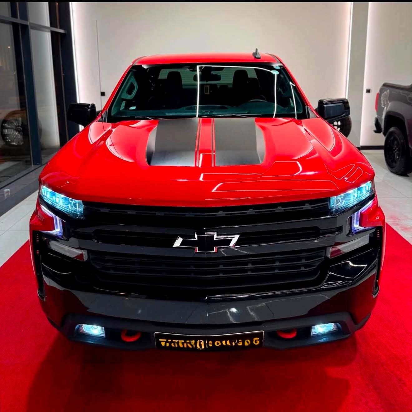 شوفرليت سلفرادو 
Chevrolet Silverado 
لون مميز احمر طماطة 
موديل 2022
فئة Z71 trail boss
محرك توربو 2700🚀
فور ويل 4X4
لايت و بكلايت ليد
رادار
شاشة و كاميرا
كشن كهربائي
ويالة 20 انج
ماشي 40 الف ميل
سيارة كلش نظيفة و جاهز ما بيه اي نواقص كلشي بشرط كير و محرك و كهربائي 
بيه صبغ جاملغ امامي سايق و جاملغ خلفي عكس سايق بدون ضرر داخلي 
ايرباك بس بردة طاك و راجعين سيستم
سيارة مرقم اربيل و جاهز تحويل ثاني يوم
سعرها 245$
العنوان /بغداد 
للأستفسار ***********
