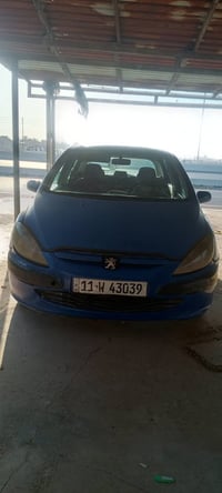 للبيع بيجو 307 موديل 2005رقم بغداد السعر 27ورقه وبيها مجال للطيبن انكل...