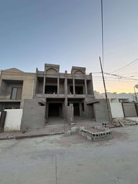 نزيك سةيدةلي جيهان • ١٠٠+١٠٠م • دوو هةيكةل