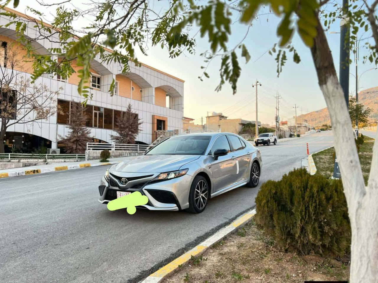 ✨سيارة كامرى se. للبيع
سيارة جديدة بحالة الوكالة، تجمع بين الفخامة، الاعتمادية، والأداء الرياضي، جاهزة للاستخدام الفوري بدون أي ملاحظات.
✅ الموديل: 2024
✅ الفئة: SE
✅ أوتوماتيك
✅ سيارة جديدة ونظيفة جداً
✅ مواصفات SE الرياضية
✅ محرك اقتصادي وأداء ممتاز
✅ مكيف ثلج
✅ الفحص على الشرط
✅ لا تحتاج أي مصروف
العنوان السليمانية كلار
💰 السعر: 200 مناسب وقابل للتفاوض بعد المعاينة.
📞 للاستفسار أو الحجز، راسلني على الخاص أو اتصل على رقم الهاتف.
***********
