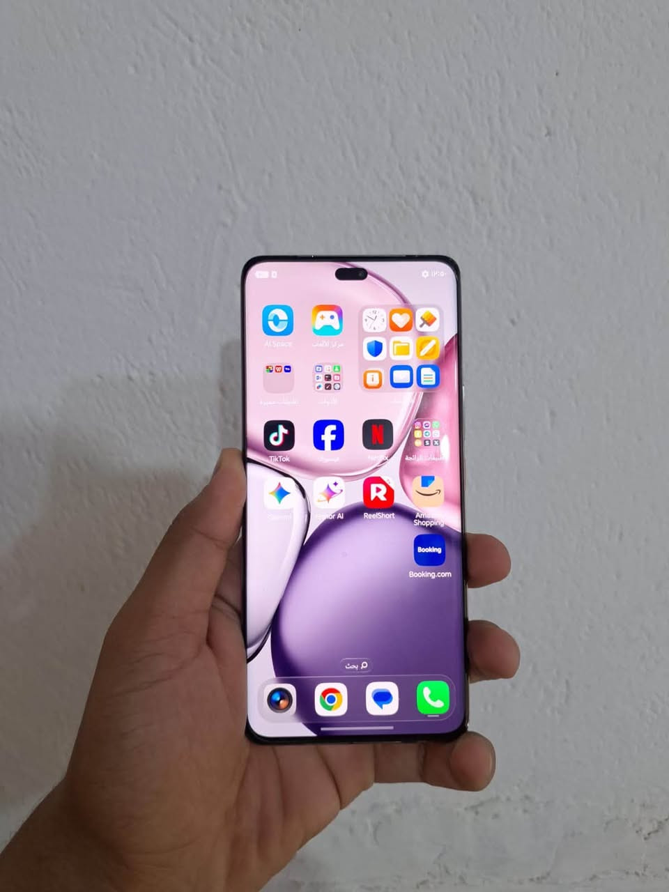 هونر اكس 9c5G جهاز نضيف ماداخل صيانه ذكره ٢٥٦ عشوائيه 12+12محلقاته شاحنه +كفر +شاشه حراريه مكان النجف كوفه سعر ٣٥٠ وبي مجال ويرهم مراوس
وتساب ‪+964 781 820 5402‬

نص مكتوب في الصور:
- حول الهاتف 10 MagicOS اسم الجهاز HONOR X9c المعالج المركزي Snapdragon 6 Gen 1 ذاكرة الوصول العشوائي ١٢ غيغابايت ١٢+ غيغابايت Honor RAM Turbo شاشة بتقنية حماية البصر من Honor ٢٧٠٠ × ١٢٢٤ بطارية السيليكون والكربون 6600 mAh وحدة التخزين الداخلية المساحة الفارغة ٢٣١,٨ غيغابايت الإجمالي ٢٥٦ غيغابايت الموديل BRP-NX1 رقم الإصدار 10.0.0.166(C185E6R5P1) GPU Turbo إصدار MagicOS 10.0