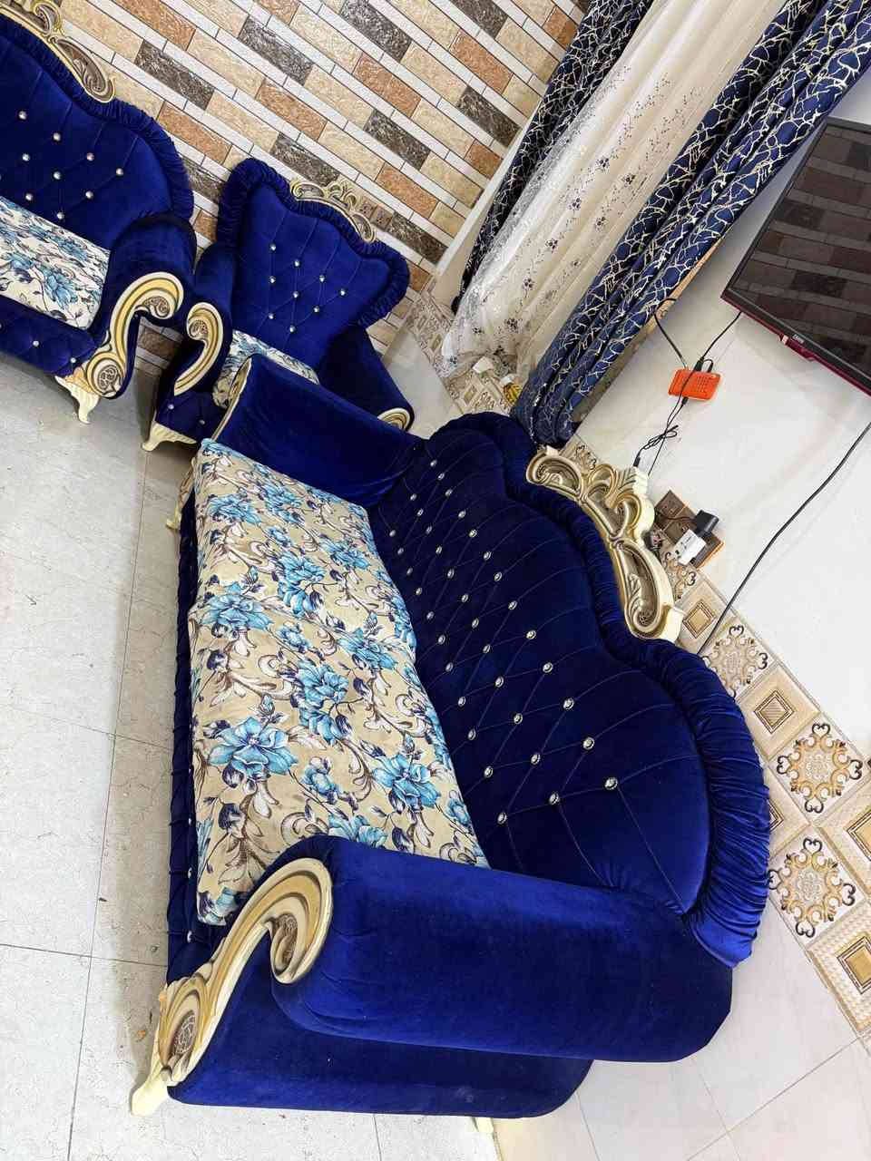 صوفا • ضخم • حي السلام