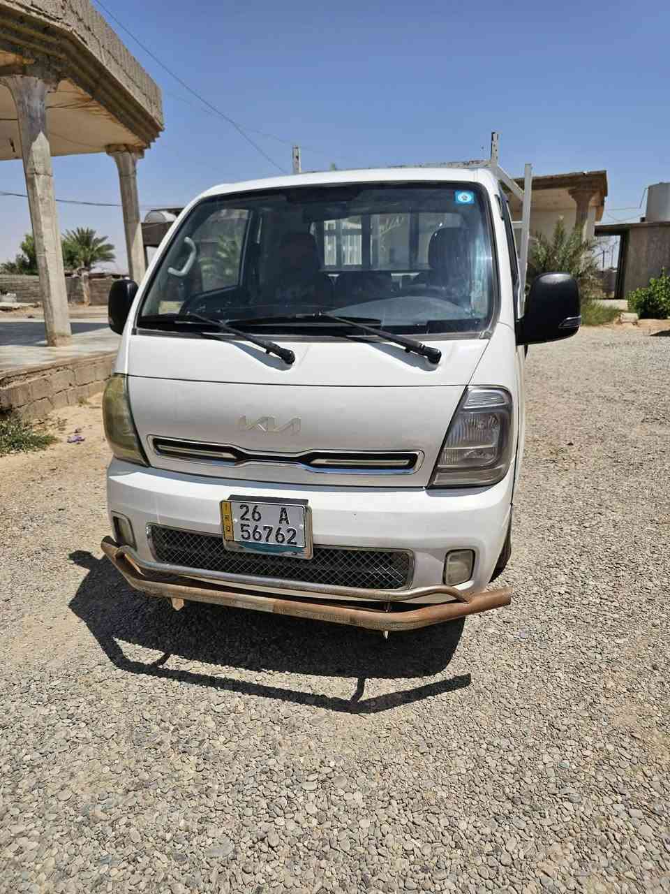 السعر مناسب السلام عليكم كيه موديل 23 محرك كير اكسن بل شرط شاصي عل فحص رقم صلاح الدين السياره بيه ضرر خفايف الضرر ربع باب السكن صبغ وبيه ضربه بل ربعيه بعده ما معدله السعر 130 وبيه مجال شوي اتصل *********** المكان ناحيه الزاب قريه شريعه
