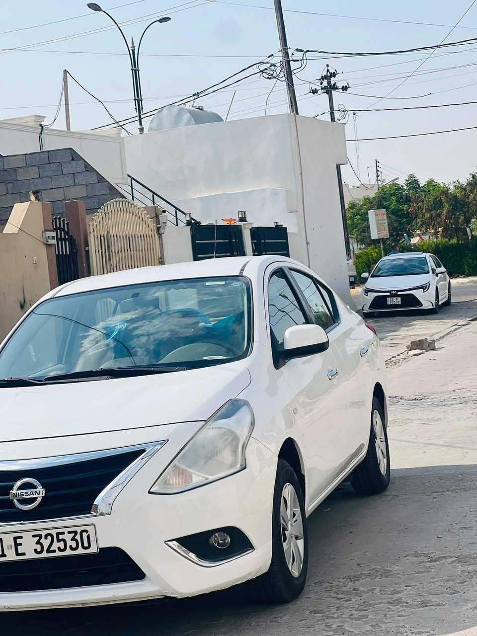 سلام عليكم نيسان هندي موديل 2021 بدون صبغ بدون تبديل بي مكانين صغير بارد فقط ول فحص السيارة موجود بل منشور تبريد بدون عيب اربع تأيرات جديد صدر أمامي خلفي جديد  
 ماشيه 110km سيارة جاهزة من كل النواحي دفتر بانزين موجود محرك كير بالشرط بدون عيب مكاني داخل كركوك شرط تحويل
سعر 110
*********** رقم موبايل كركوك, العراق
