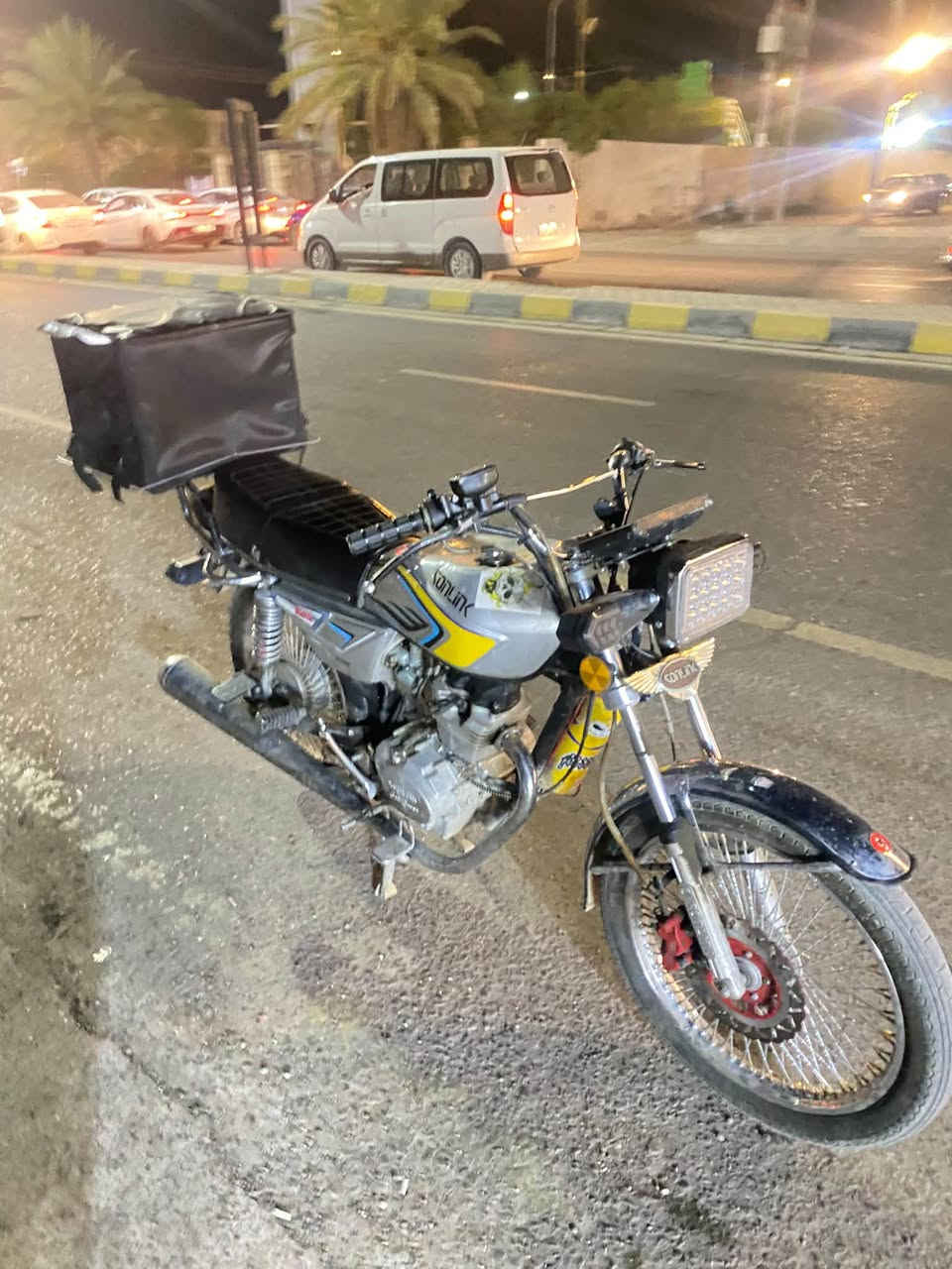 سونلك 5 كير بدون سلف 
محرك مفتوح مبدل بستم فقط 
***********
550 وبيها مجال

