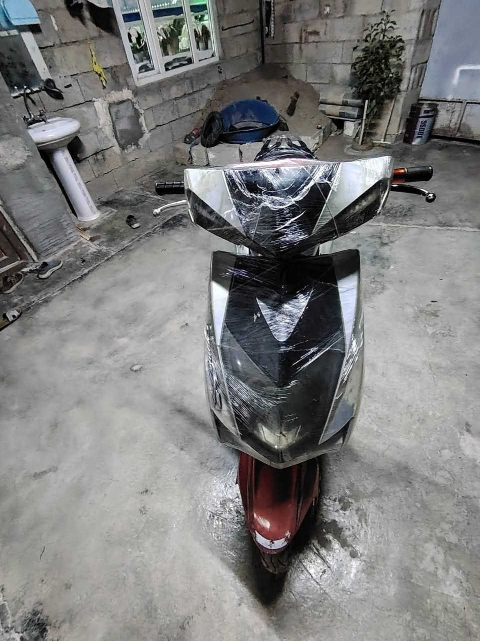 ماطور ماكس سكنس للبيع سعر 250 وبي مجال موديل 2021محرك شرط لا صرف لا بخار كهربائيات كلها شغاله نگره سلف يشتغل فقط كفراته تعبانه  شراي اتصل ***********
