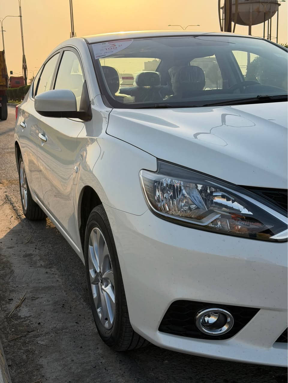 🚗 للبيع فقط عرض خاص لفتره محدوده

Nissan Sentra 2025 –

نيسان سنترا 2025 بلاك اديشن

🌍 المحافظه انبار /// فلوجه

•   🛣️  المسافة المقطوعة    - 277 كيلو يعني زيرو

------------------------------------------------------------ 

💰 السعر:    144 وبي مجال قليل

🔹 الموديل: 2025

🔹 الفئة: SV

🔹 الممشى: 330 يعني زيرو

🔹 الضمان: ضمان السور 3 سنوات

🔹 المحرك: 1600 سي سي – 4 سلندر

🔹 الويلات: 16 إنش

• ناقل حركة أوتوماتيك CVT

• شاشة  لكزز وسطية لمس + بلوتوث + USB

• كاميرا رجوع وحساسات خلفية

• دخول ذكي + تشغيل زر

• نظام توفير الوقود Eco

• إضاءة LED نهارية

• مكيف أوتوماتيك

فتحه سلايت 

داخل بيجي 

• مقاعد مريحة ومساحة داخلية ممتازة

• أنظمة أمان كاملة ABS / EBD / ESP

• 6 وسائد هوائية

• تحكم بالمقود + مثبت سرعة

للاستفسار الاتصال على الرقم 

*********** اتصال 

*********** واتساب الفلوجة, الأنبار
