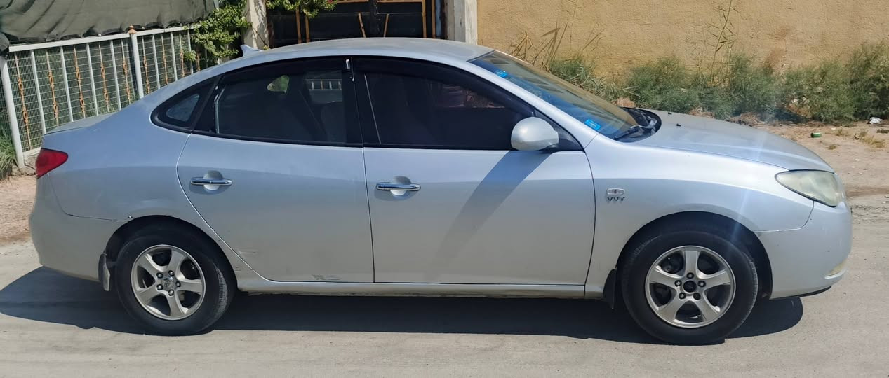 هونداي افانتي 
وارد خليجي 
السياره جاهزه كير ومحرك جدد 
1600 دكشن عالي 
4 تايرات مبدلات جدد
حداديه جديده 
كشن  تدفئه تبربد 
مري شفط + تحكمات ستيرن 
دشبول قطعتين 
السياره بيهه تبديل 3 قطع اثر جراد 
بدون صبغ بدون حادث 
رقم بغداد انكليزي تحويل مباشر 
معروضه اب 83 وبيهه مجال جدن بسيط 
‏‪***********‬‏
