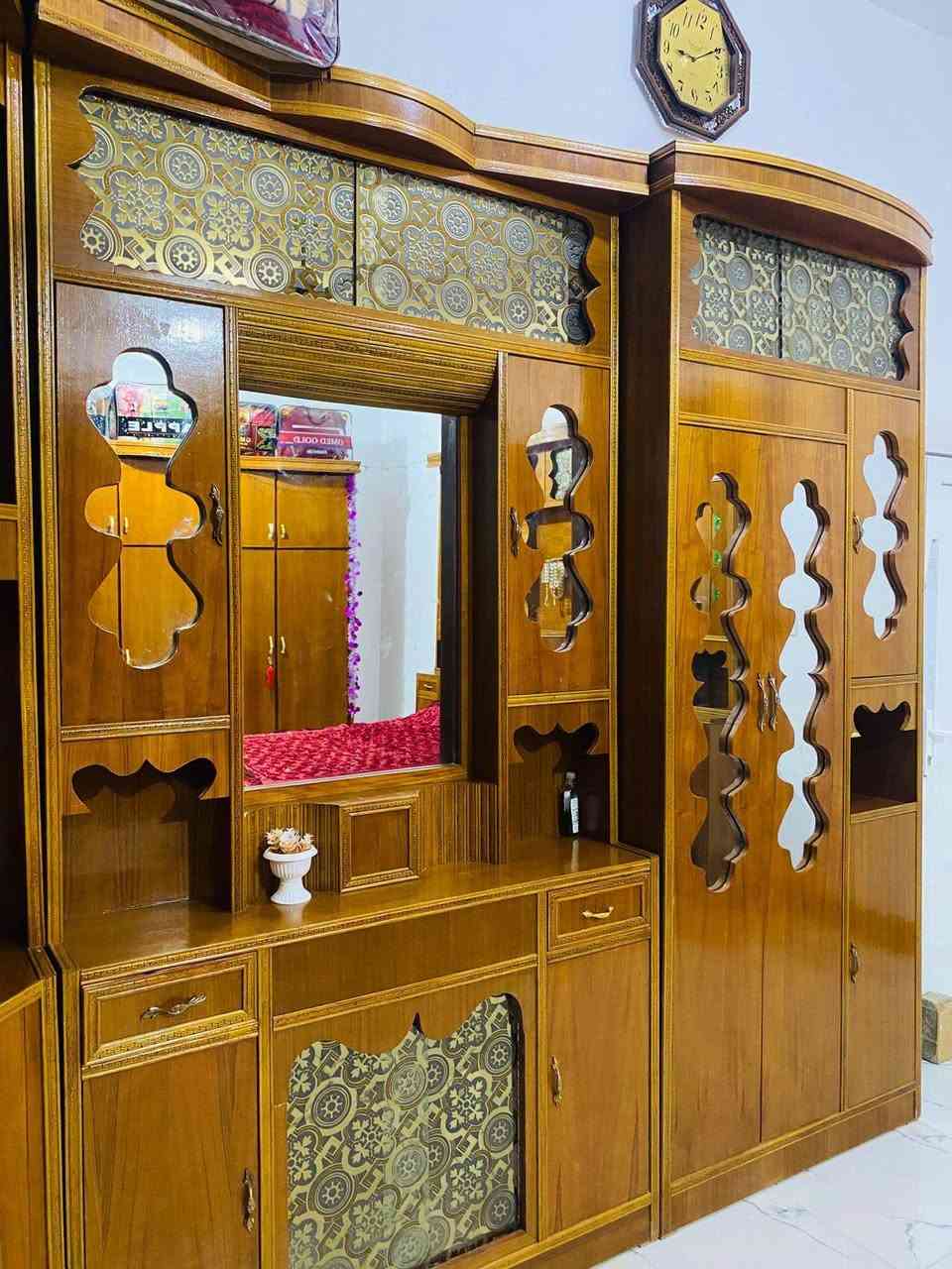 غرفه نوم حطاطه درجه اوله نظيفه فوول السعر ٨٥٠ وبيه مجال 

***********
