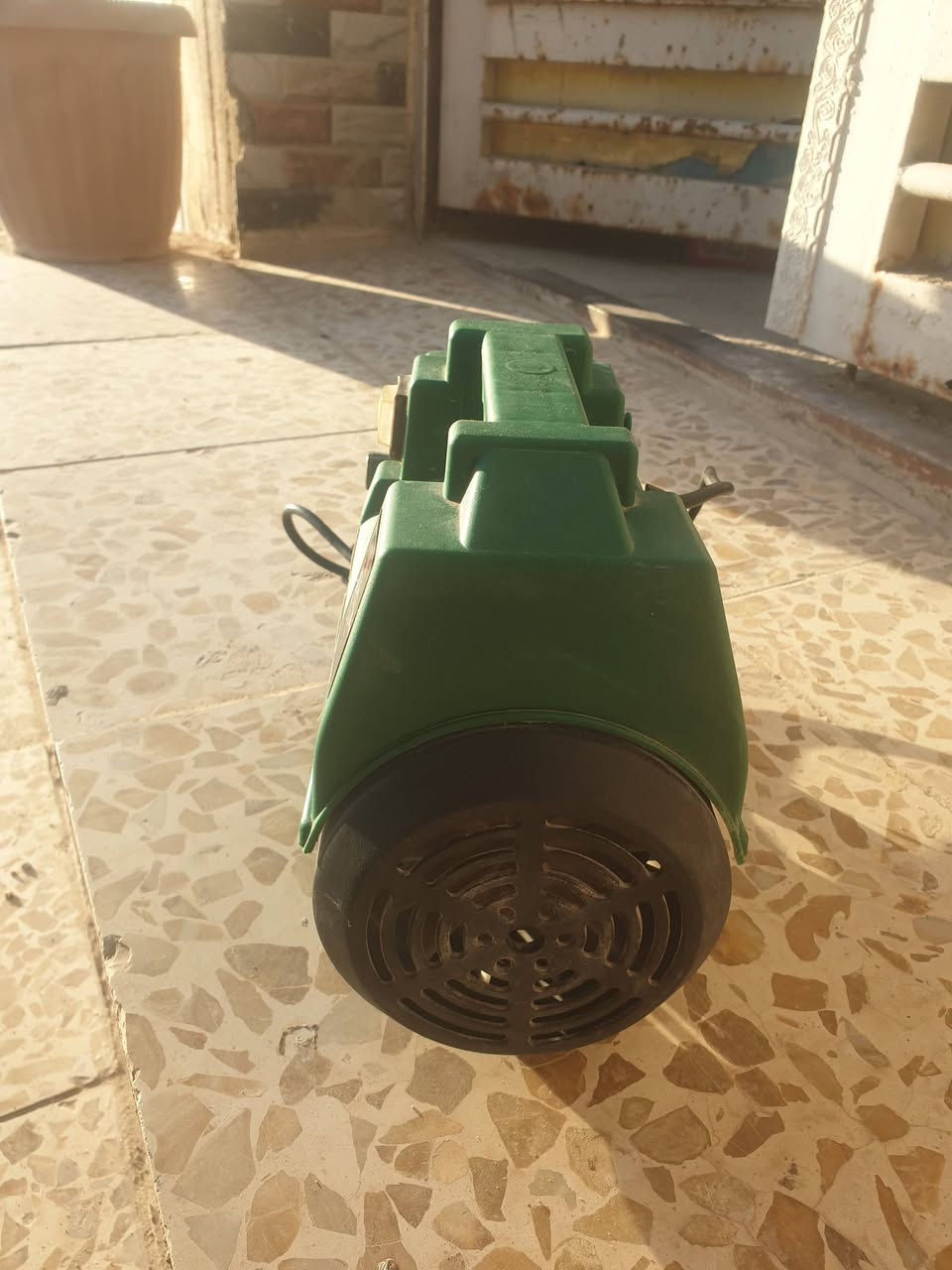 مطور غسيل سيارات • نوعية جيدة • نجف