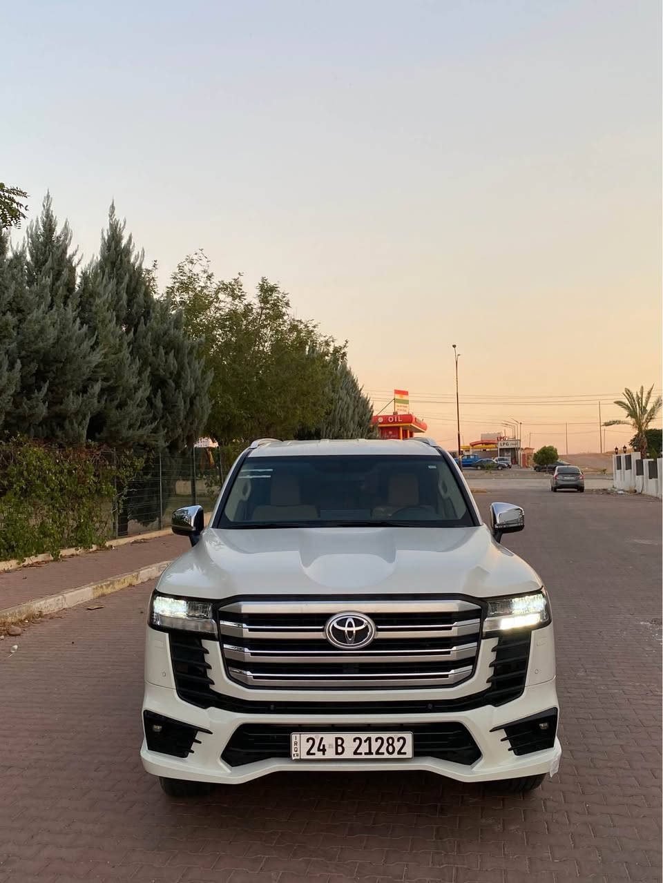 لاندكروز ٢٠٢٤ • V6 • بدون صبغ