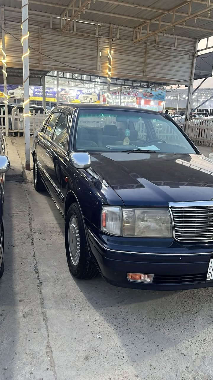 السلام عليكم 
راس ثور تكم 
موديل 1999
سياره تخم تاير جديد حداديه جديده سياره ماناقصه اي شي جديده كفاله عامه من ضربه وكصه وعيب شرعي رقم بغداد تحويل ثاني يوم سعر 100وبيه مجال بسيط مكان سياره النجف الأشرف ***********
