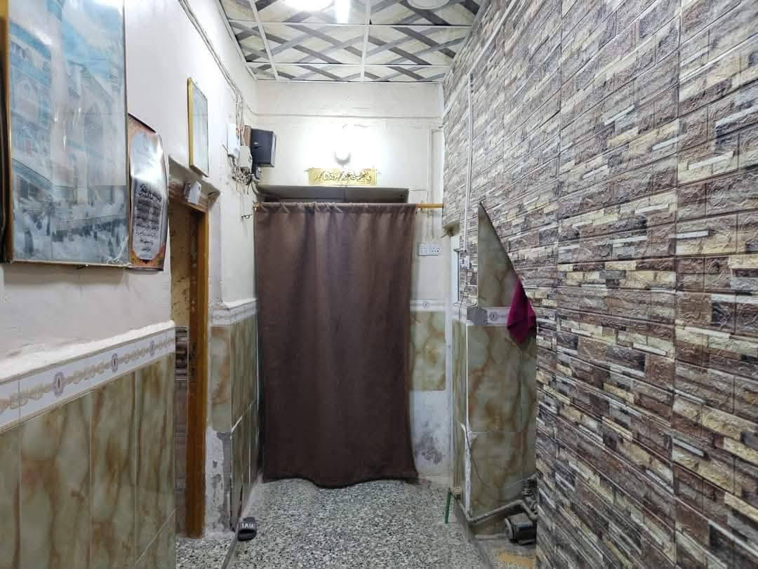يوجد بيت للبيع مساحه 113متر طابو صرف بلعكبه يتكون طابق الأول من غرفتين وصاله صغيره وبرني ومطبخ وصحيات وطابق ثاني غرفه وصاله وحمامات وصطح السعر خاص يرهم بيع عل مبادره ***********واتساب متواجد
