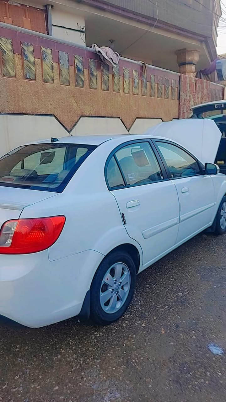 السلام عليكم
كيا ريو خليجي موديل ١١

فووول مواصفات 
محرك ١٦٠٠
رقم بغداد جديد 

السعر ٧٥

مكان خالديه 

***********
