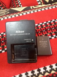 Nikon D5200 • عدسة 18-55 • شاتر معطل