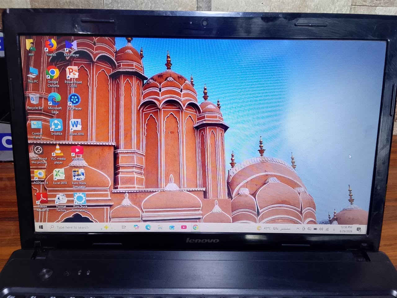 للبيع السعر 110الف لابتوب لينوفو G570
رام 4
هارد500
كوراي i5 جيل2
كرت الشاشه 2 متصل
حجم الشاشه 15/5 
ويندوز 10 ..64 بت
امريكي اصلي منافض يو اس بي سيدي لاند
جهاز حلو بل شحن يطول من 30 دقيقه الى45 دقيقه بطاريه شوي تعبانه وتتبدل ب20 الف 
جهاز تاخذه شرط و ضمان 
واي فاي كامره بلوتوث 
مكان موصل الليسر وبي مجال 110
يجي ويا شاحنه اصليه و الجنطه 
يدعم الوفس الوتيكاد برامج طباعه برمجه
***********
