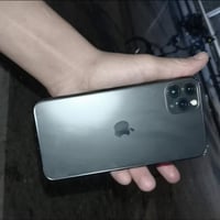 ايفون ١١ برو ماكس • ٦٤ • باتري ١٠٠