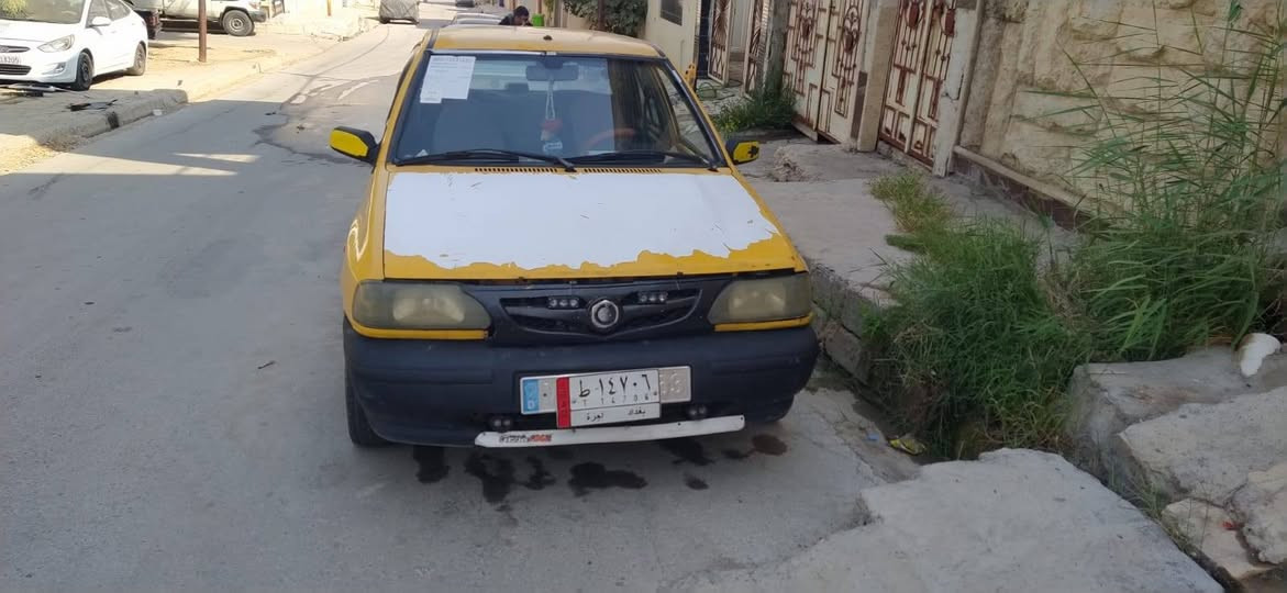 من رخصة الادمن سايبه للبيع موديل ٢٠١١ سياره حلوه كاعده حداديه جديد مسويها مكينه بيها نفخ كير شرط هيه غرامات صفر شرط الوكاله والتحويل غلاف كشن جديد ارضيا جلد باتري جديد تخم تاير جديد   وايرمنيه كاملا صبغ جاملغات الوا فقط ودوسات سعر ١٨ وبيها مجال للطيبين الاستفسار عن هذا الرقم... *********** اقرا التفاصيل وخابر
