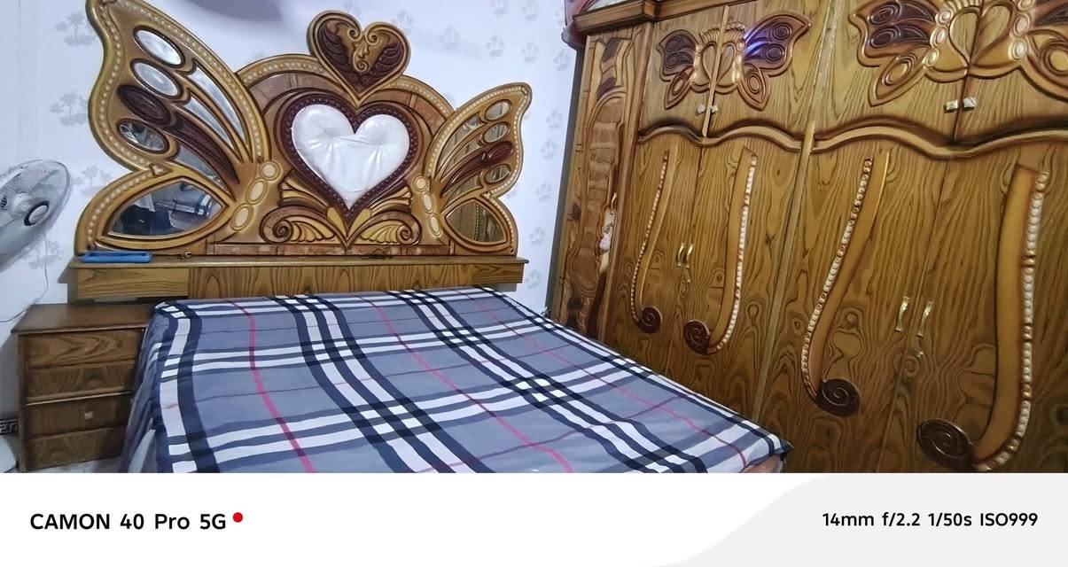 غرفه لبيع
غرفه نضيفه وكامله لبيع سعره (650) وبيها مجال لشراي أنشأ الله
