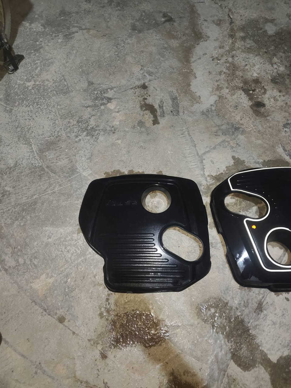 قبع محرك للبيع عدد 2 نضيف جديد مامغسول عنوان ديالى الخالص الاستفسار على رقم ***********
