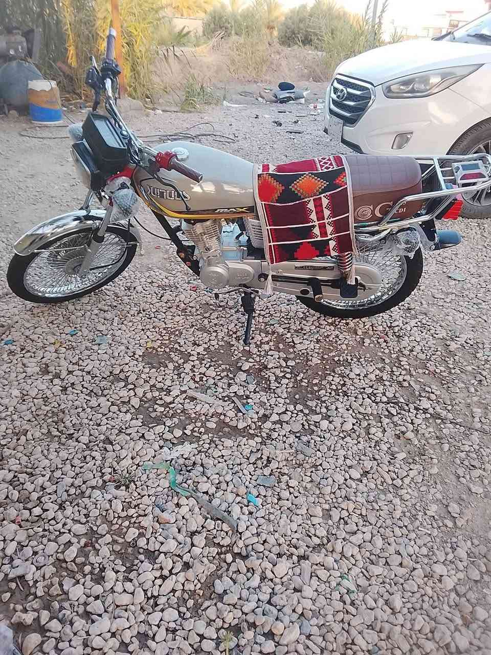 سلام عليكم 
دراجه للبيع موديل 23 طالعه ب 24 مكفوله كفاله عامه اوراق أصولي السعر 550 بيه مجال حك الجيه مكان حله سياحي 
***********
