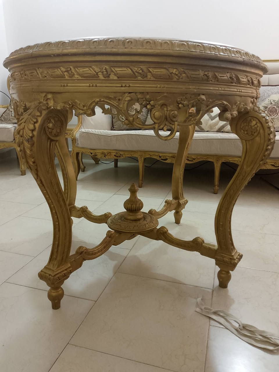 طبلة وسطية كبيرة
