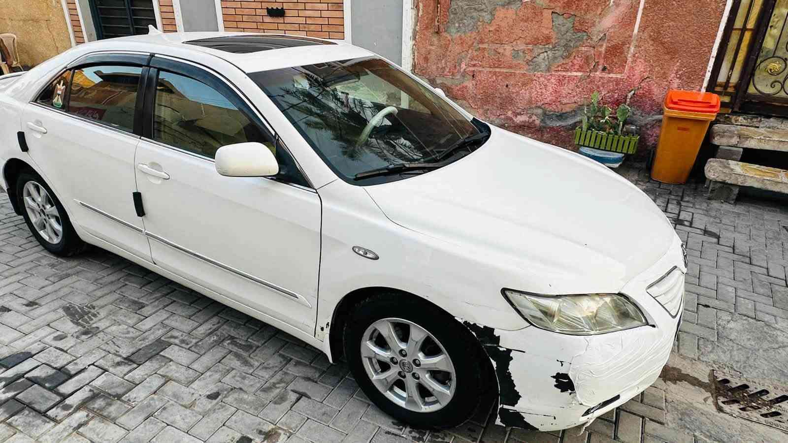 يا الله
99$
كامري 2007 خليجيGLX 
بدون صبغ وبدون ضرر
مواصفات 
مكينة 2400
كير ومكينة مكفول 
شاشة وكامرة 
فتحة سقف 
تحكم بل استيرن 
مثبت سرعة 
صدر امامي خلفي جديد مع دبلات صار شهر تقريباً 
تايرات نضافتها 85‎%‎
تبريد ثلج كمبريسر مبدل  جديد وكالة 
السيارة ماشية 220 الف كم
السيارة محتاجة بوليش فقط 
وصبغ دعاميات 
رقم بابل تحويل ثانيوم بسمي السيارة مكاني بغداد حي اور  او بغداد الجديدة***********
